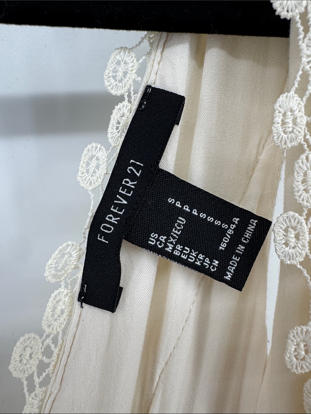 Forever 21 Cream Lace-Trim V-Neck Maxi Dress Women's Size Small Boho - Picture 5 of 8